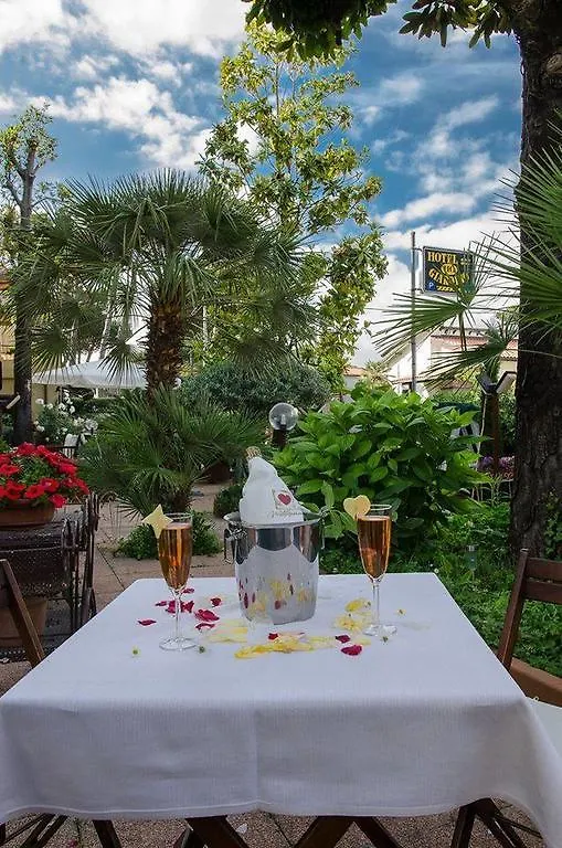 Hotel Giardino Lido di Camaiore Italie