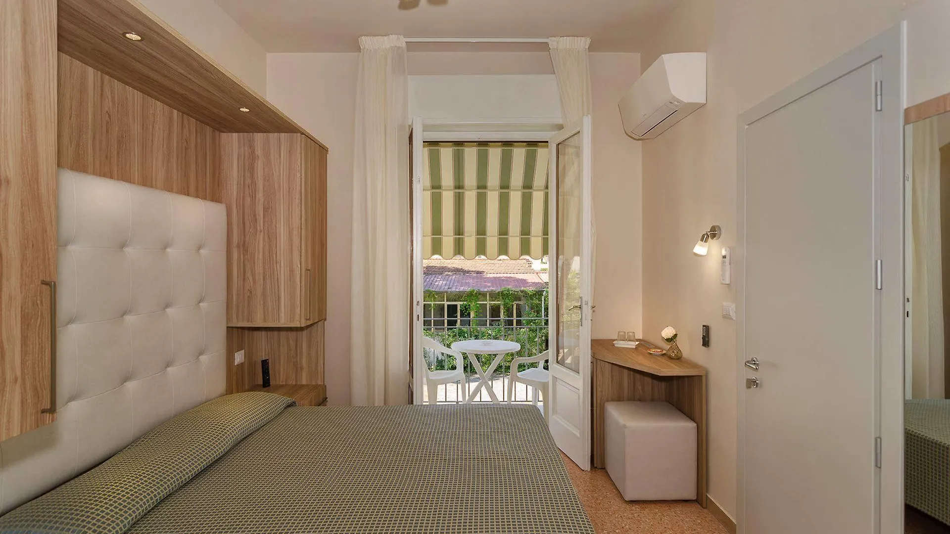 Hotel Giardino Lido di Camaiore 3*,